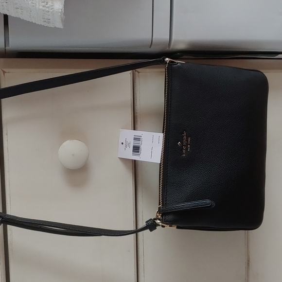 kate spade Handbags - Black Kate Spade Jackson Triple Gusset Crossbody